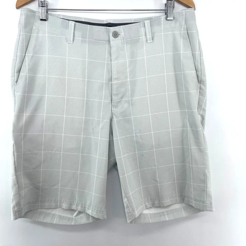 PGA TOUR Golf Shorts Men Sz 36 Gray Plaid Inseam 10
